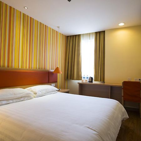 Home Inn Kunming Dongfeng Square Metro Station Zewnętrze zdjęcie