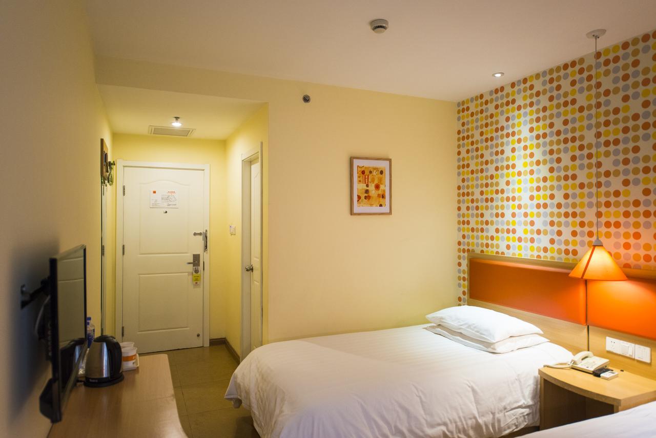 Home Inn Kunming Dongfeng Square Metro Station Zewnętrze zdjęcie