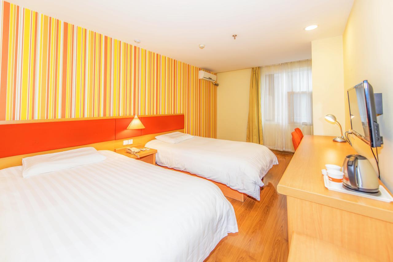 Home Inn Kunming Dongfeng Square Metro Station Zewnętrze zdjęcie