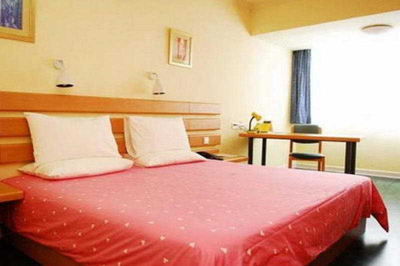 Home Inn Kunming Dongfeng Square Metro Station Zewnętrze zdjęcie